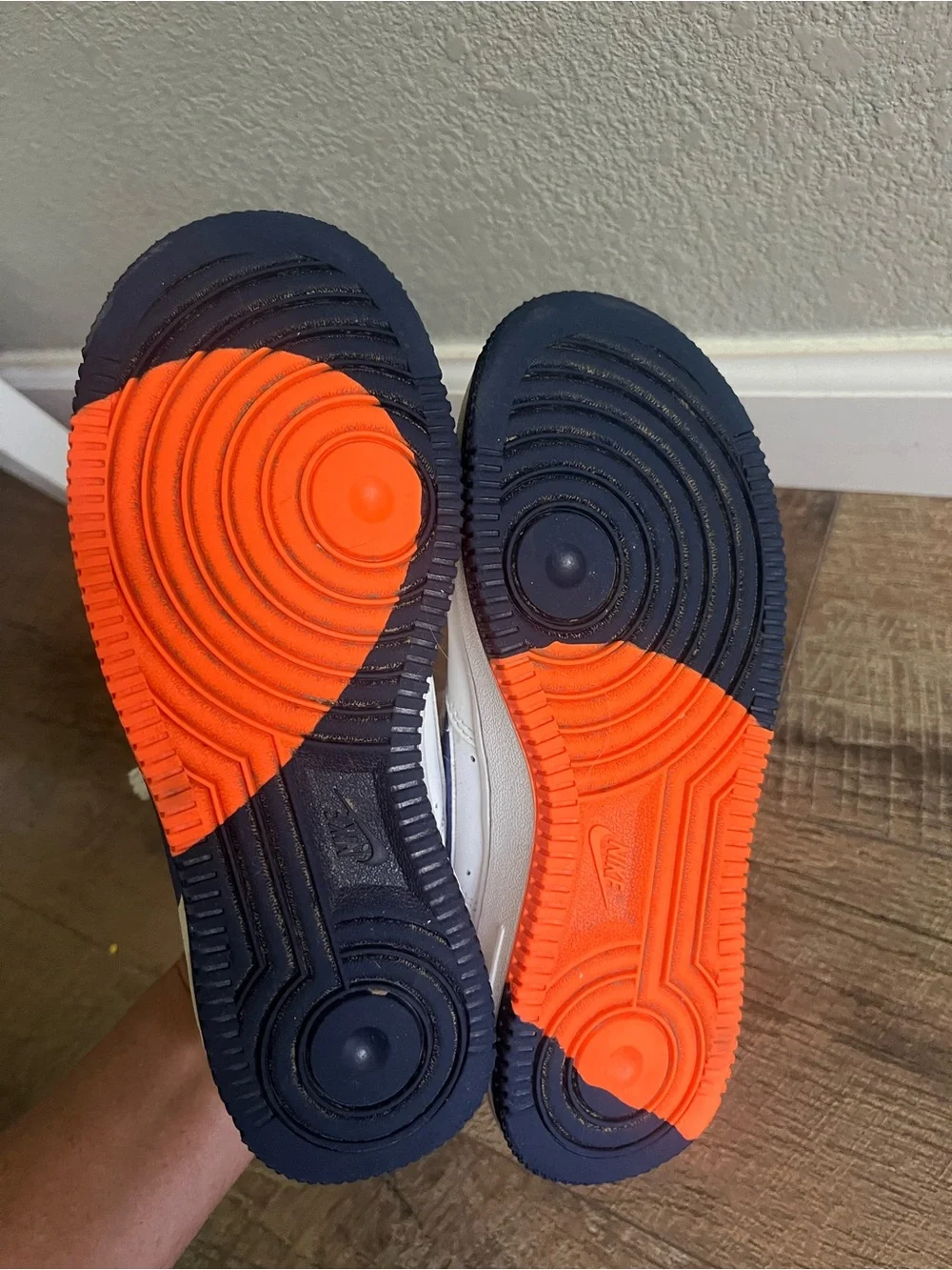 Nike Air Force 1 LV8 GS 'Upside Down boys size 1.5